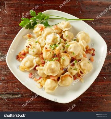  pelmeni ร้อนหอมกรุ่น สอดไส้เนื้อนุ่ม Juicy อลังการงานสร้าง